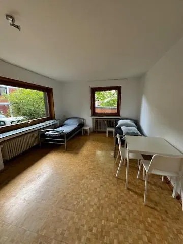 7 Monteurwohnung Messewohnung Bis Zu 6 Personen Daimlerstrasse 4 Eg Links
